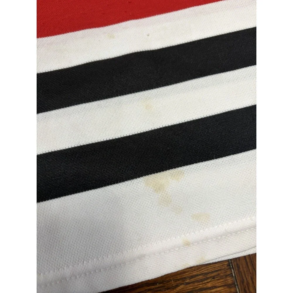 Vintage Chicago Blackhawks CCM Hockey Jersey Size XL Red 90s NHL